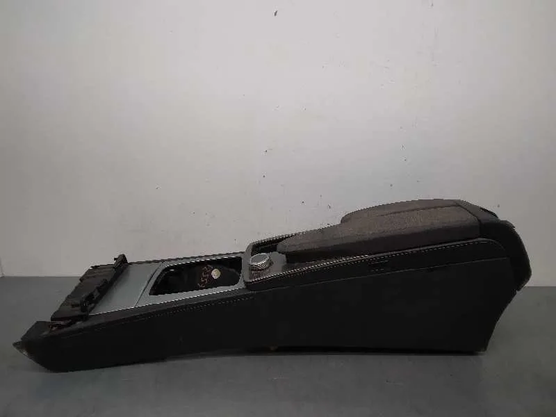 Apoyabrazos Central para Mercedes-Benz Clase C (W204) Berlina