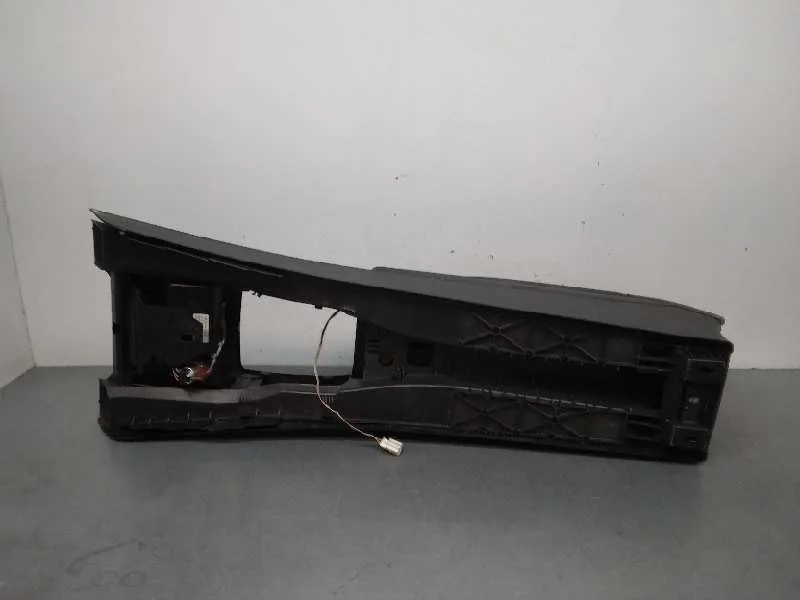 Apoyabrazos Central para Mercedes-Benz Clase C (W204) Berlina