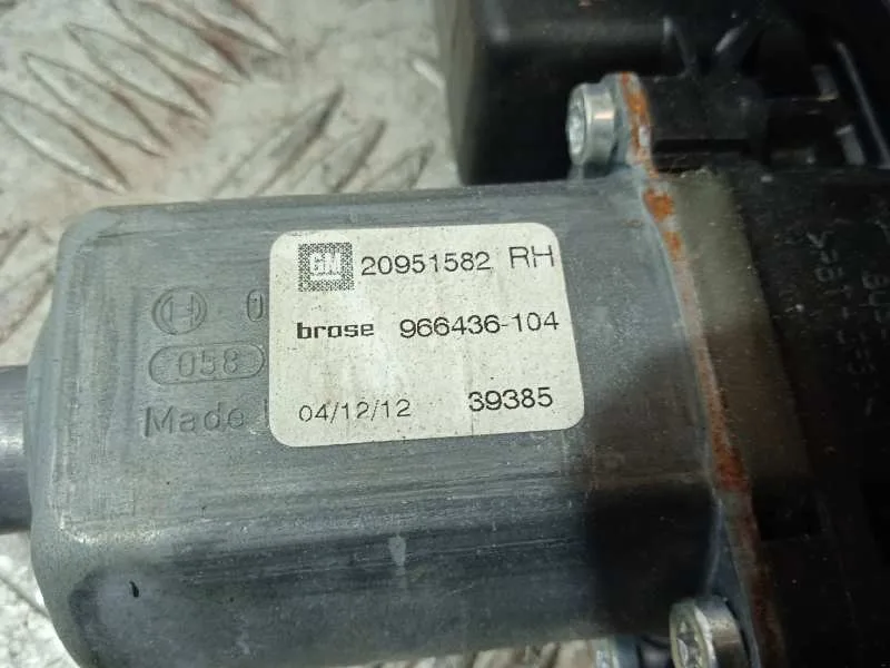 Elevalunas Delantero Derecho para Opel Zafira Tourer