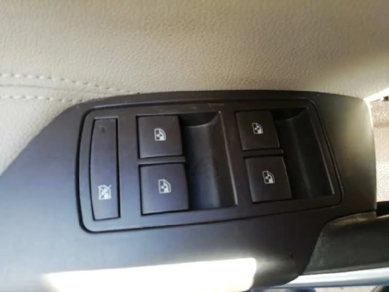 Mando Elevalunas Delantero Izquierdo para Opel Insignia Berlina