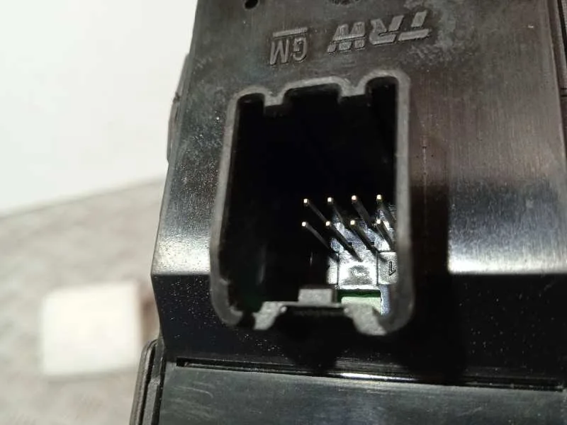 Mando Elevalunas Delantero Izquierdo para Opel Insignia Berlina