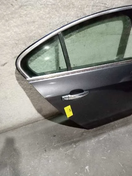 Puerta Trasera Derecha para Opel Insignia Berlina