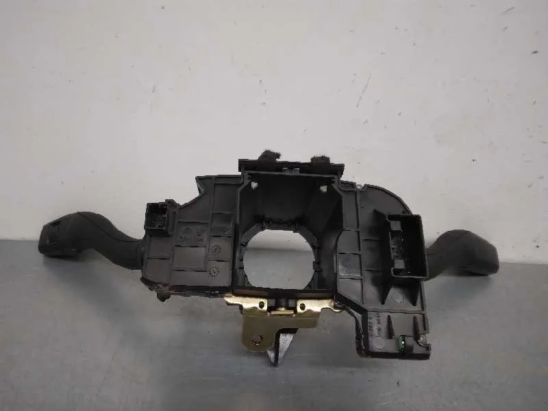 Mando Multifuncion para Audi A6 Berlina (4F2)