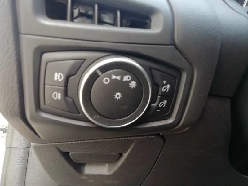 Mando Luces para Ford Focus Turn.