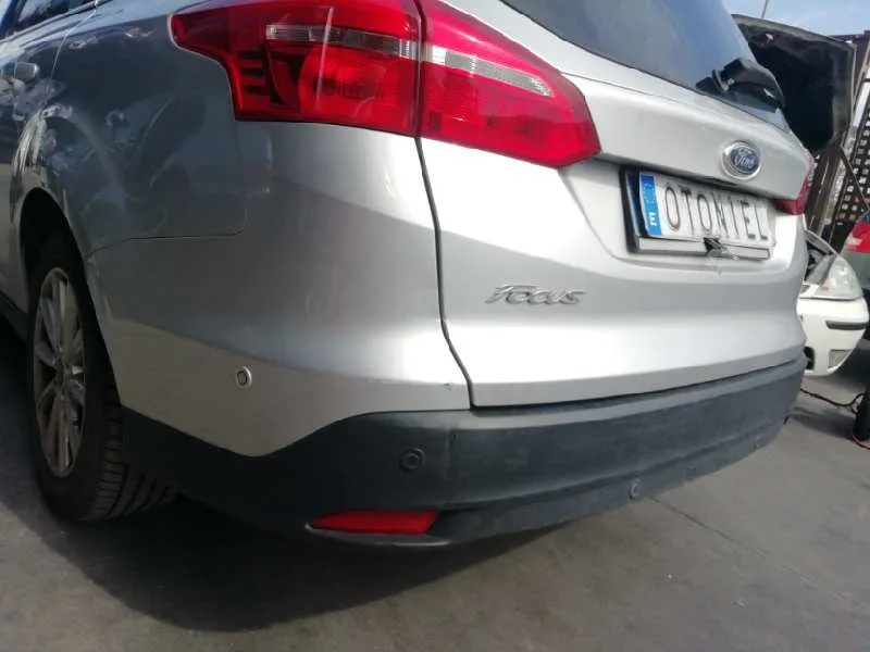 Paragolpes Trasero para Ford Focus Turn.