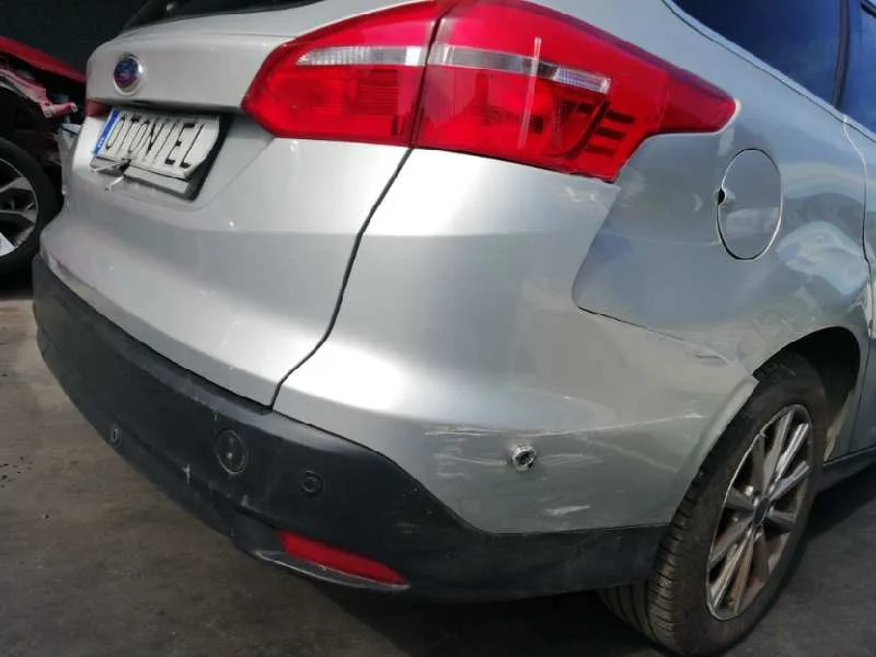 Paragolpes Trasero para Ford Focus Turn.