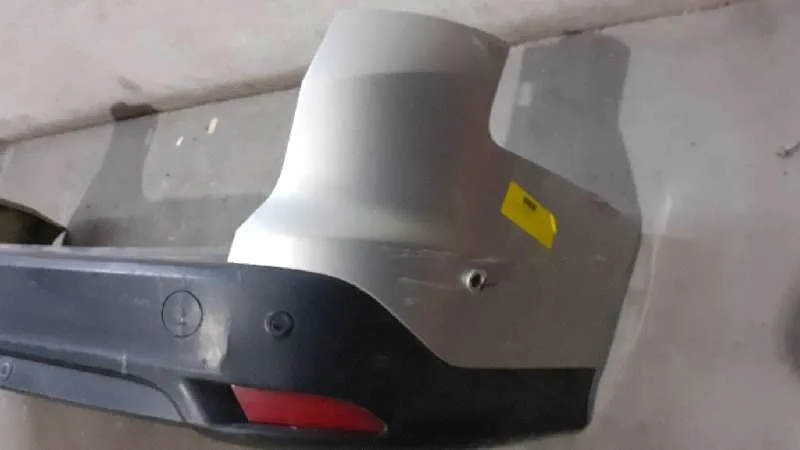 Paragolpes Trasero para Ford Focus Turn.