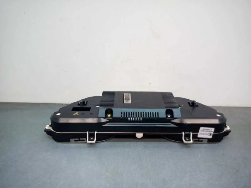 Cuadro Instrumentos para Audi A6 Berlina (4F2)