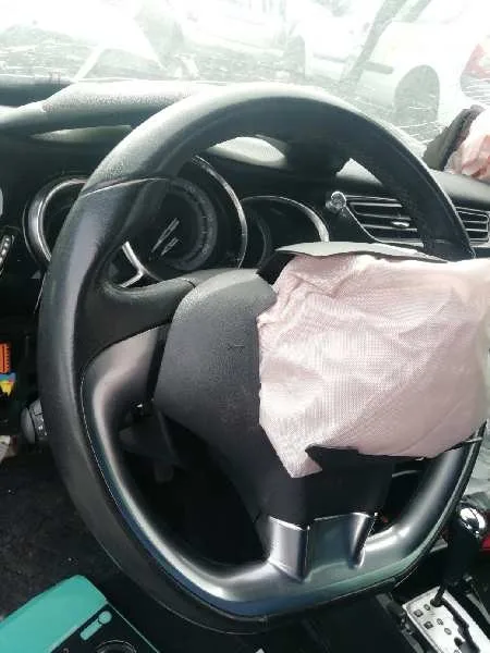 Volante para Citroën Ds3