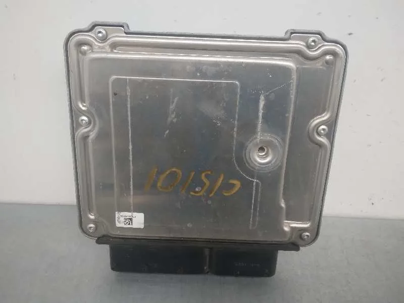 Centralita Motor Uce para Opel Astra J Gtc