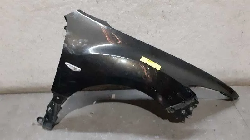 Aleta Delantera Derecha para Mazda 6 Lim. (Gh)