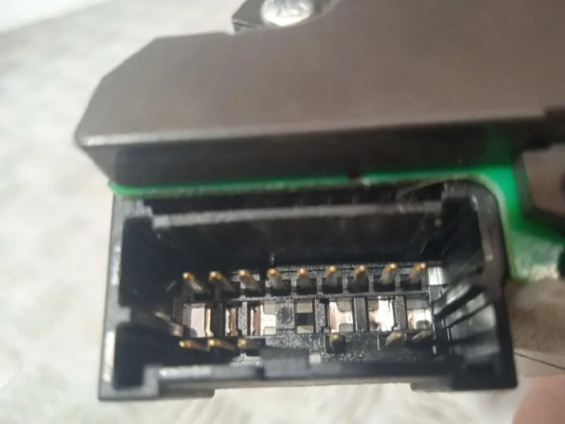 Mando Limpia para Nissan Micra (K12E)