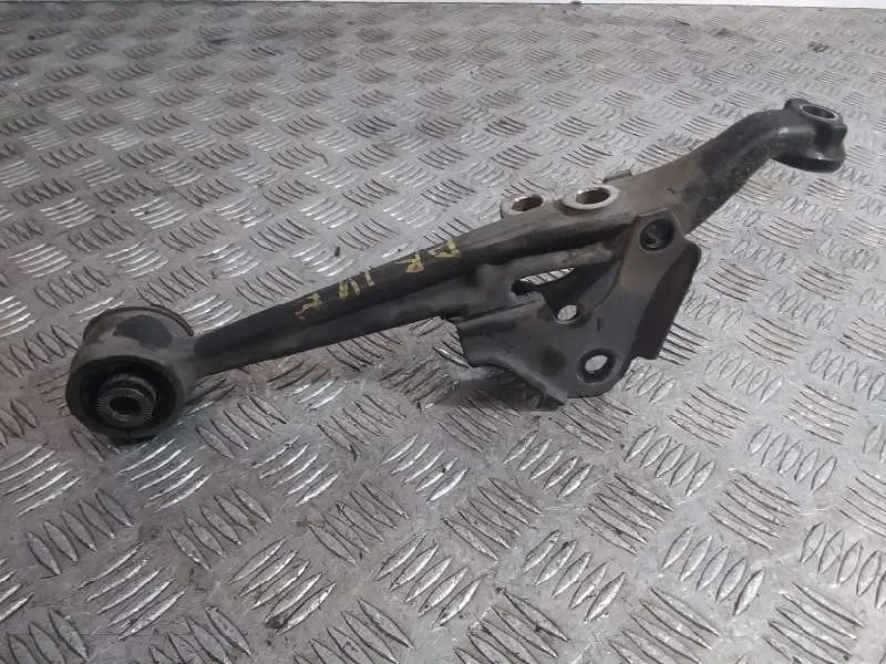 Brazo Suspension Inferior Delantero Derecho para Lexus Is200 (Gxe10)