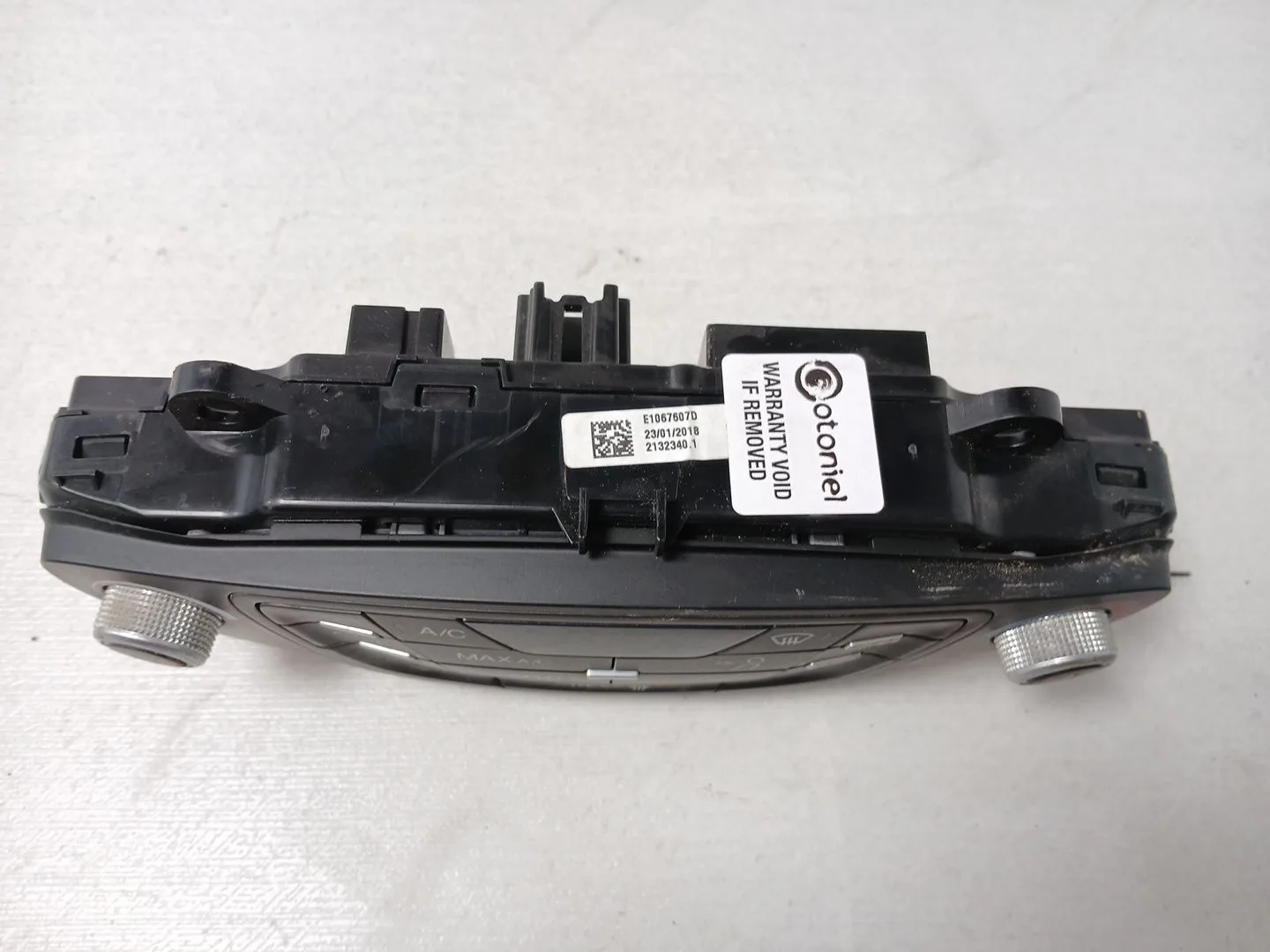 Mando Climatizador para Ford Tourneo Courier (C4A)