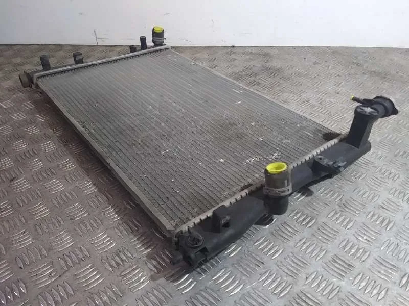 Radiador Agua para Mitsubishi Colt Berlina 3 (Cz)