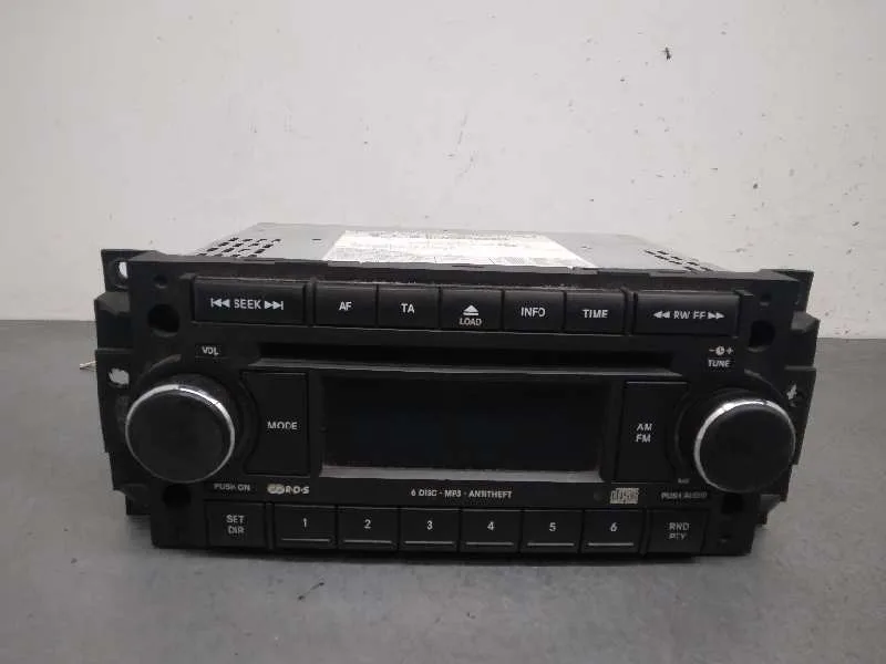 Sistema Audio / Radio Cd para Chrysler Jeep Gr.cherokee (Wh)