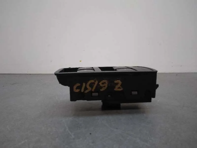 Mando Elevalunas Delantero Izquierdo para Opel Insignia Berlina