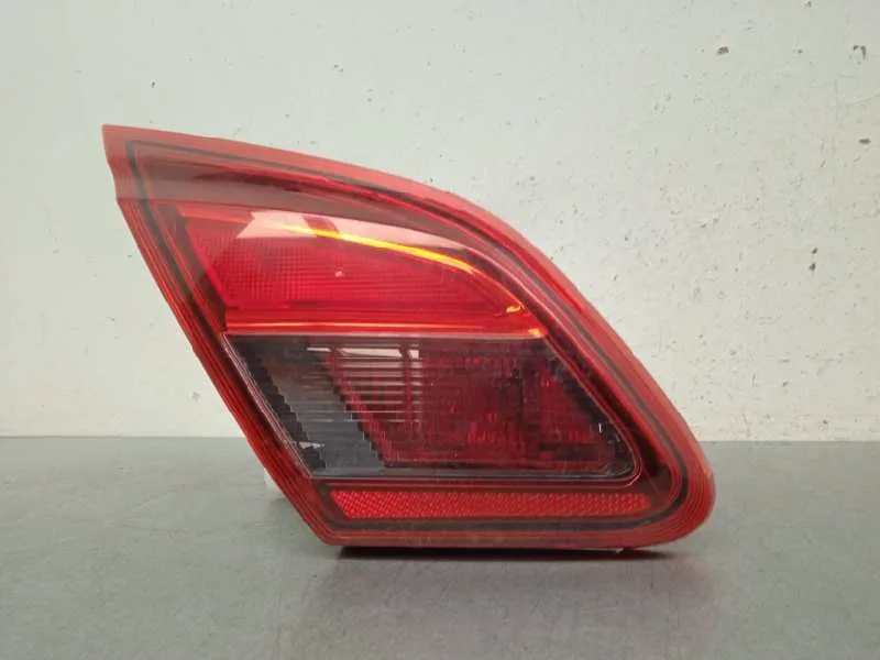 Piloto Trasero Izquierdo Interior para Opel Corsa E