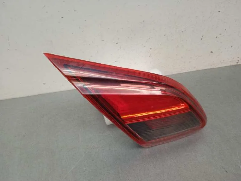 Piloto Trasero Izquierdo Interior para Opel Corsa E