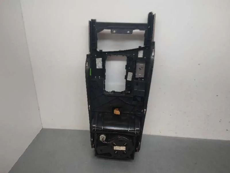 Consola Central para Audi A6 Berlina (4F2)