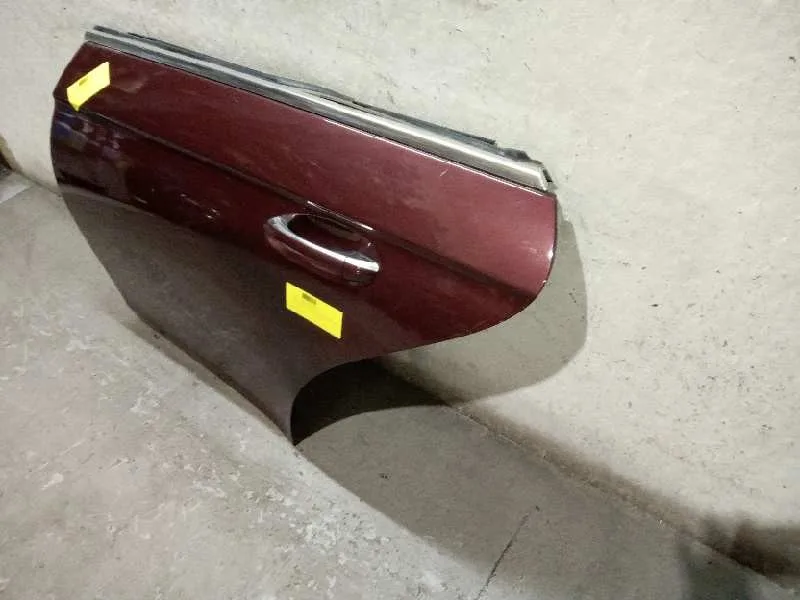 Puerta Trasera Izquierda para Mercedes-Benz Clase Cls (W219)
