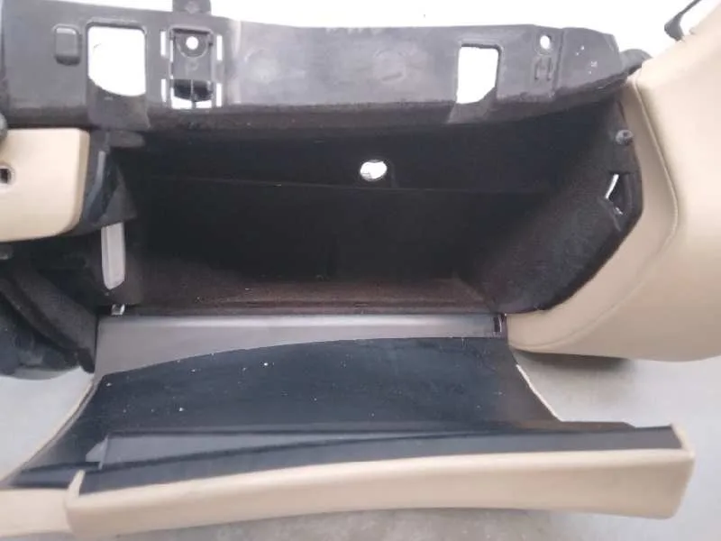 Guantera para Mercedes-Benz Clase Cls (W219)
