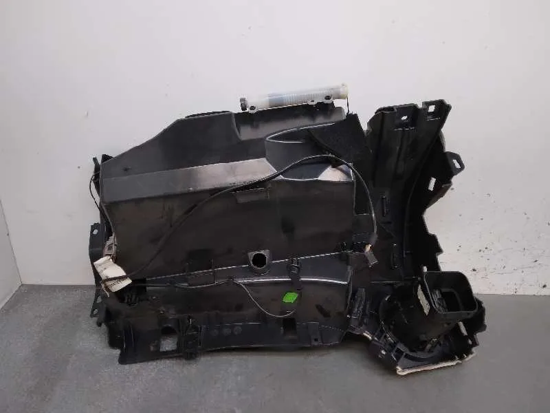 Guantera para Mercedes-Benz Clase Cls (W219)