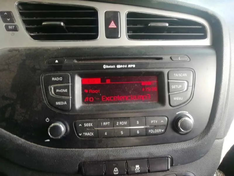 Sistema Audio / Radio Cd para Kia Cee'd