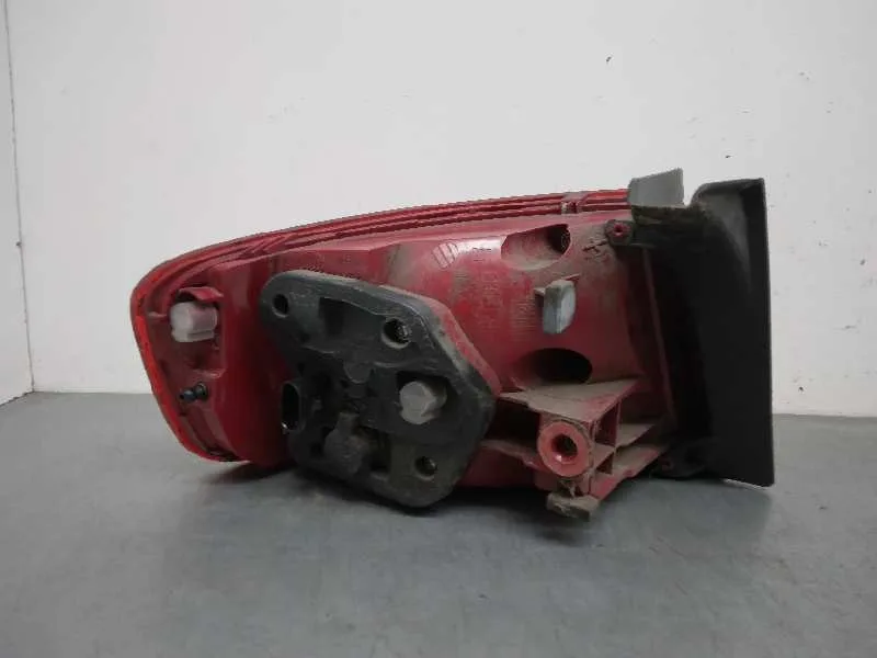 Piloto Trasero Derecho para Audi A4 Ber. (B8)