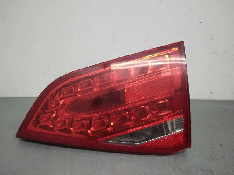 Piloto Trasero Derecho Interior para Audi A4 Ber. (B8)
