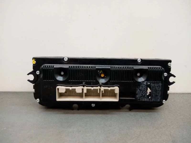 Mando Climatizador para Skoda Octavia Berlina (1Z3)