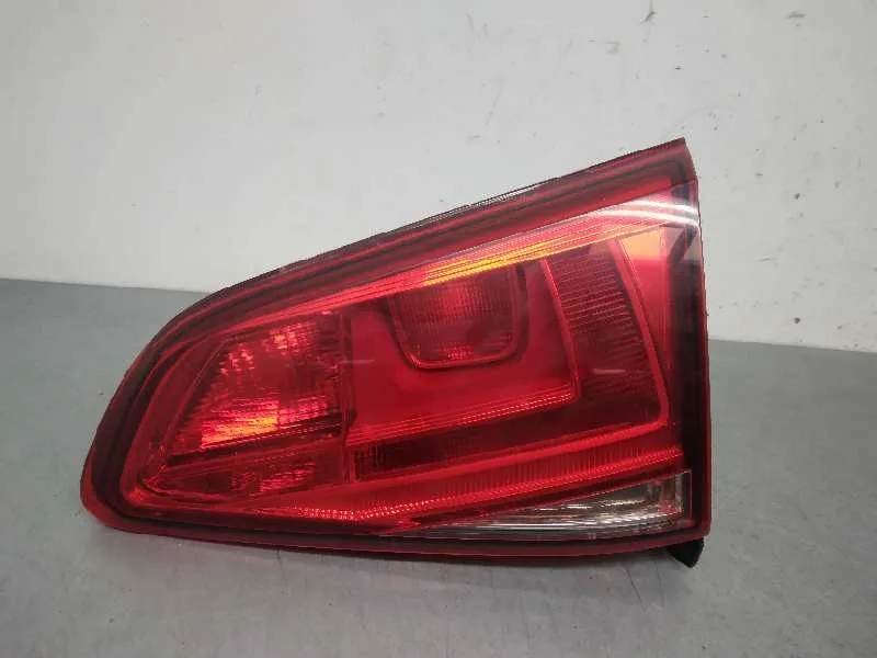 Piloto Trasero Derecho Interior para Volkswagen Golf Vii Lim.