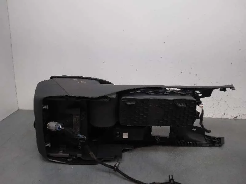 Apoyabrazos Central para Ford Focus