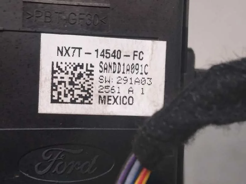 Mando Elevalunas Delantero Izquierdo para Ford Focus