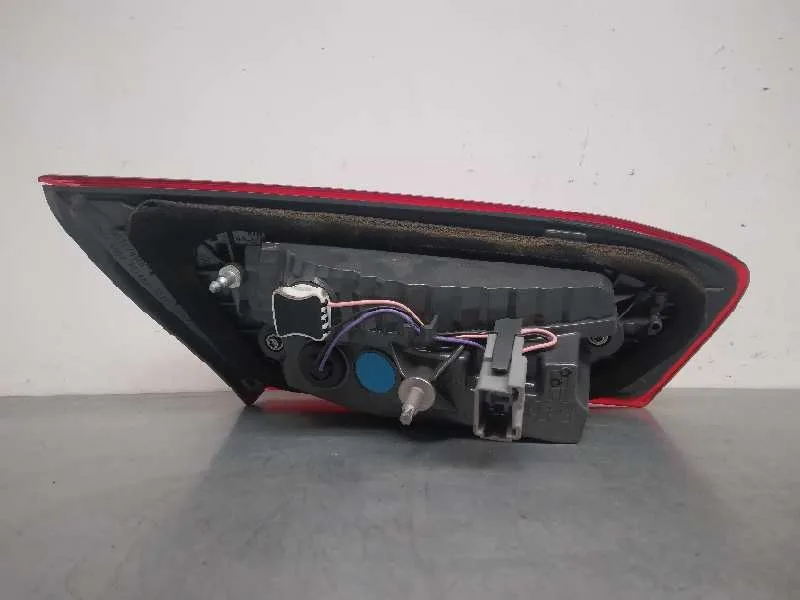 Piloto Trasero Derecho Interior para Ford Focus