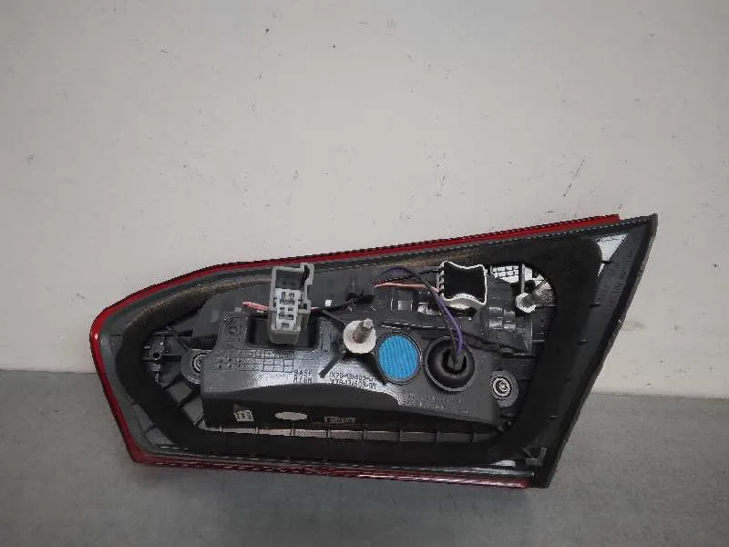 Piloto Trasero Izquierdo Interior para Ford Focus