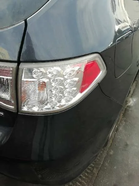 Piloto Trasero Derecho para Subaru Impreza G12