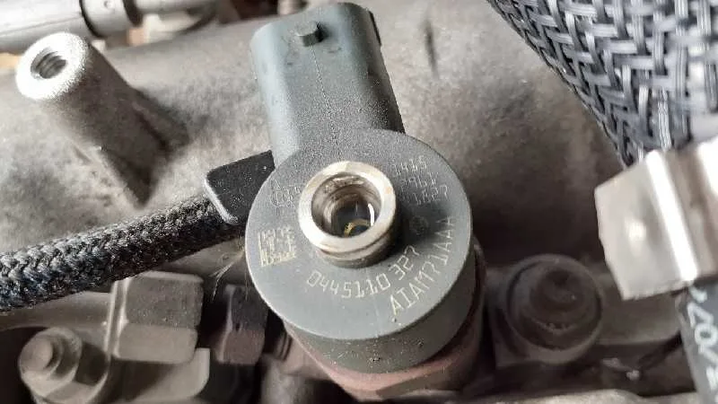 Inyector para Opel Astra J Gtc