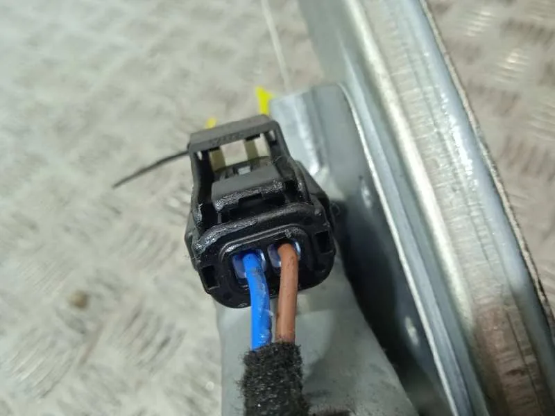 Elevalunas Delantero Derecho para Maxus Edeliver