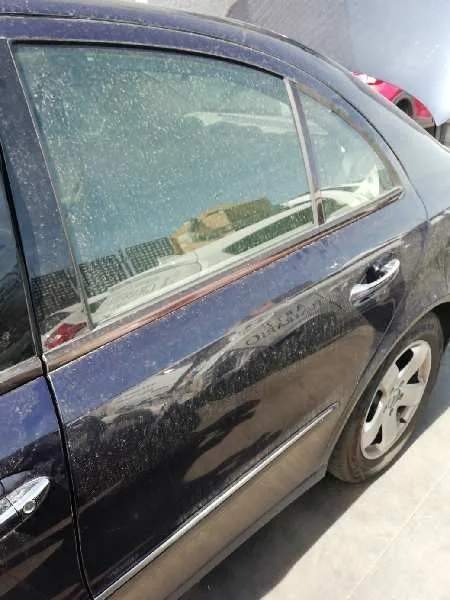 Puerta Trasera Izquierda para Mercedes-Benz Clase E (W211) Berlina