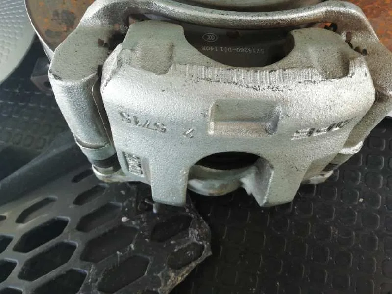 Pinza Freno Delantera Izquierda para Maxus Edeliver