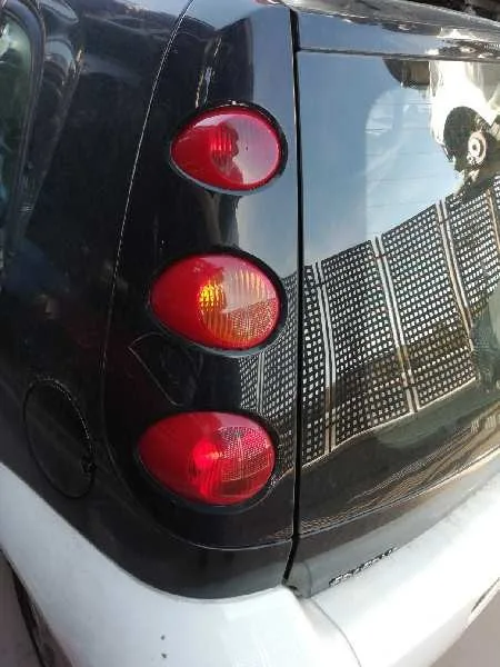 Piloto Trasero Izquierdo para Smart Forfour