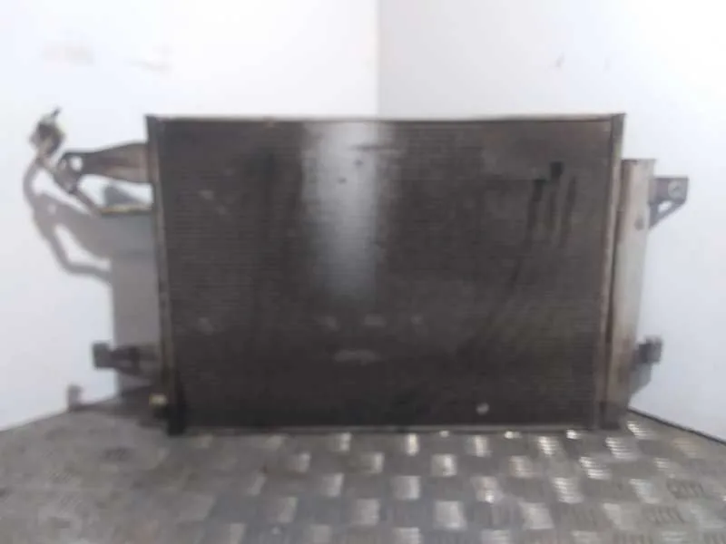Condensador / Radiador Aire Acondicionado para Mitsubishi Colt Berlina 3 (Cz)