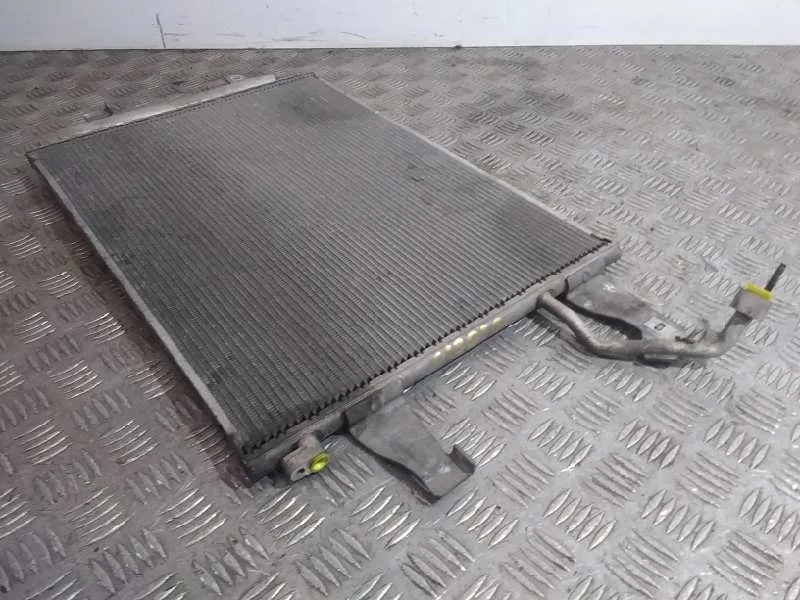 Condensador / Radiador Aire Acondicionado para Mitsubishi Colt Berlina 3 (Cz)