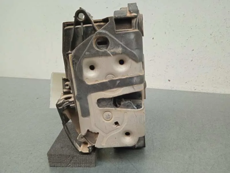 Cerradura Puerta Lateral Izquierda para Ford Transit Courier