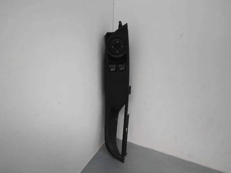 Mando Elevalunas Delantero Izquierdo para Ford Focus Lim. (Cb8)