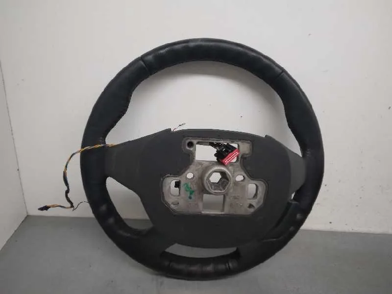 Volante para Ford Focus Lim. (Cb8)