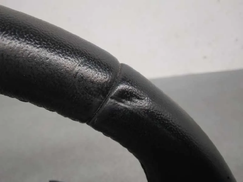 Volante para Ford Focus Lim. (Cb8)
