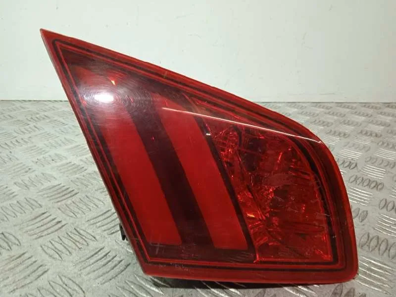 Piloto Trasero Izquierdo Interior para Peugeot 308