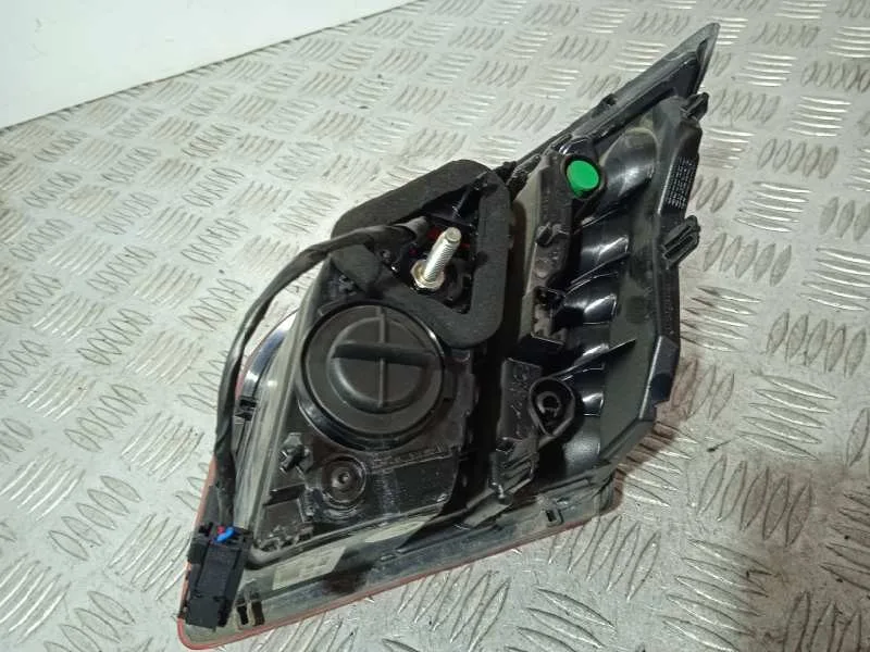 Piloto Trasero Izquierdo Interior para Peugeot 308
